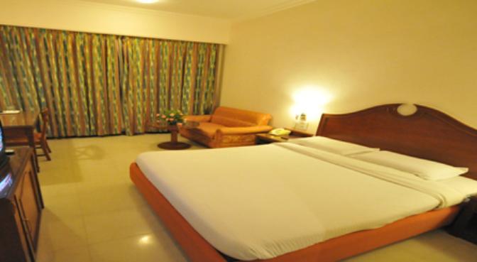 President Hotel Mysore Room photo